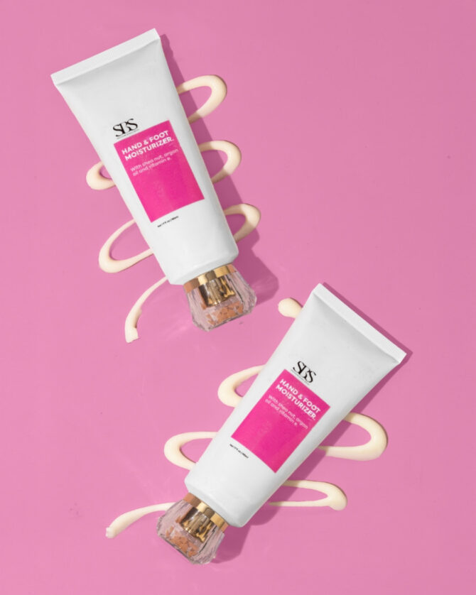 Hand And Feet Moisturize